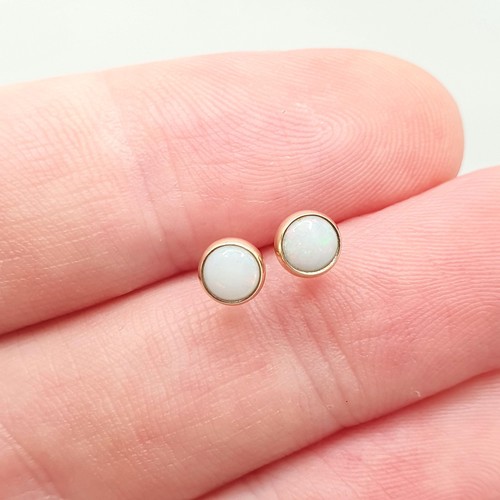 Vintage 9ct gold opal earrings - vintage,