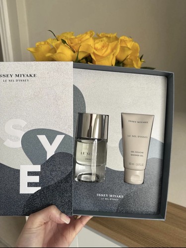 Issey miyake sel - issey, le
