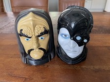 Playmates Star Trek Strike Force Borg Temple & Klingon Great Hall Playset 1997