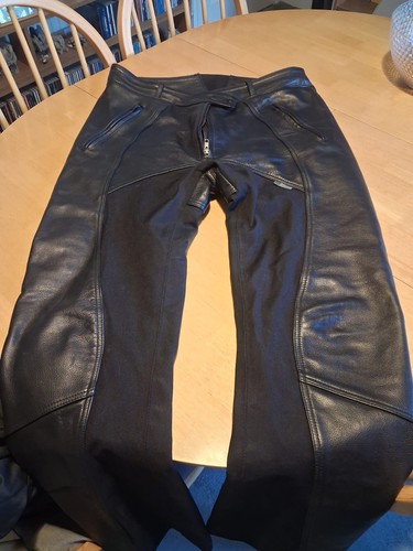 Richa ladies leather and - ladies,