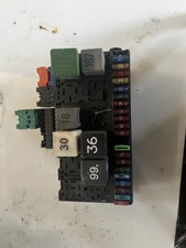 VW T4 TRANSPORTER 1999 2.0 PETROL, FUSE BOX WITH RELAY S