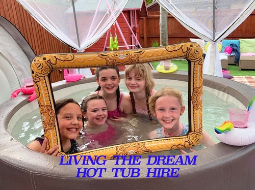 Hot tub hire living - tub, by