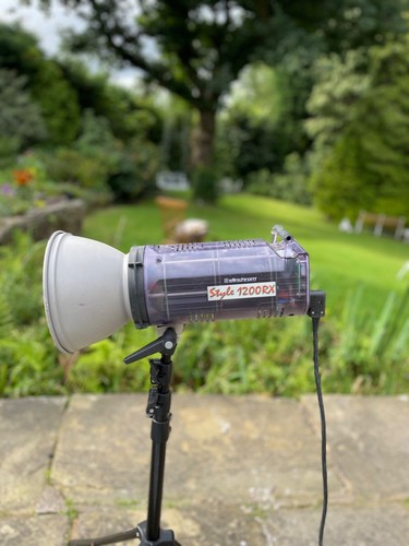 Elinchrom later version style - elinchrom,