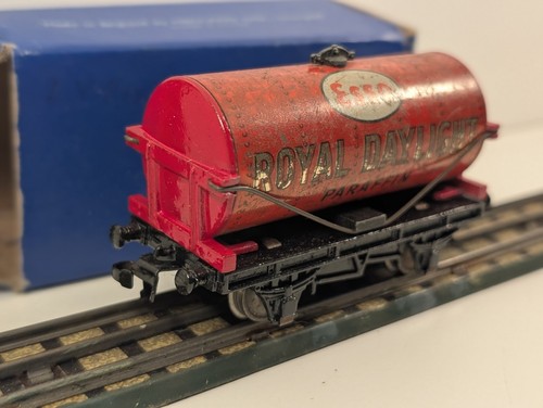 Hornby dublo tank wagon - dublo, d1