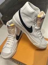 Nike Blazer Mid '77 White/Black size UK 6
