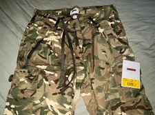 Taiga Jungle Medium-Size