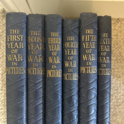 Complete set the war - the, in