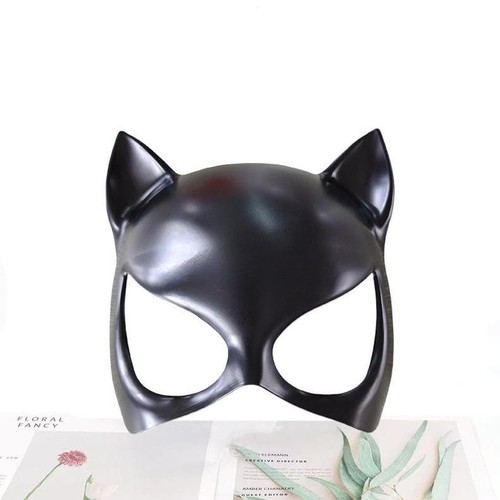 Catwoman half mask resin - catwoman,