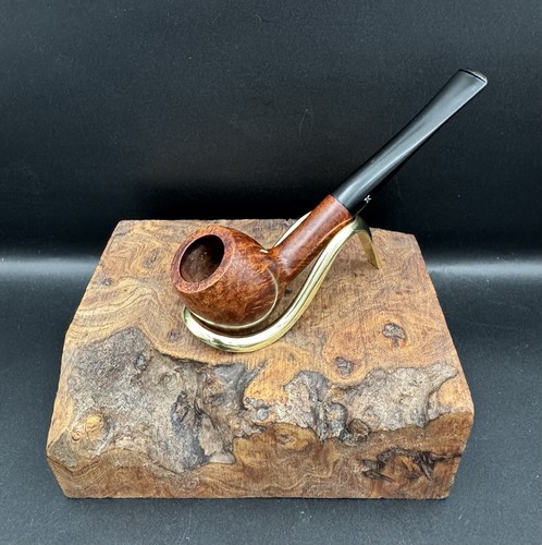 Peterson briar - peterson, briar” 
