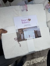 Viral Bear bakery Home