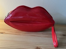 Red lips clutch bag | Patent