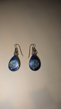 Pre Owned Beautiful Sea Gems