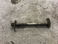Suzuki drz400e Sm 2001. Rear Wheel Spindle Axle.