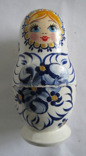 Blue white part stacking - white,