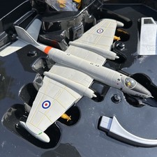 Corgi EE Canberra TT.18 Royal