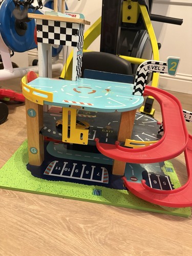 Gltc wooden car garage - gltc,