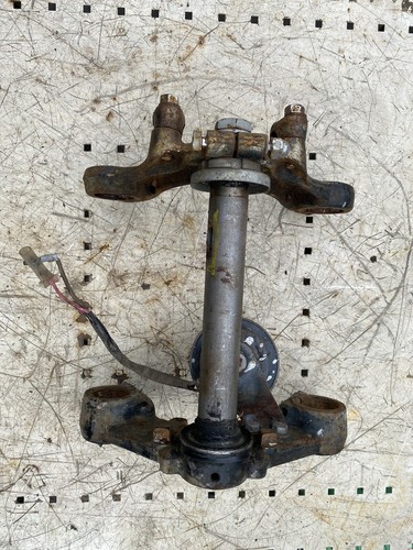 Yamaha dt125 triple tree - a,