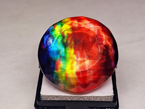 Round cut ct - ct, ammolite