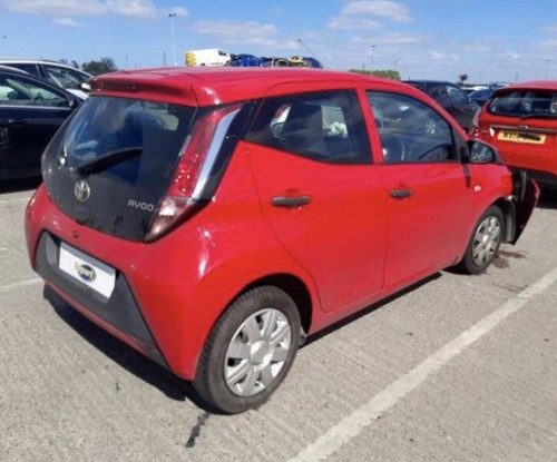 Breaking spares toyota aygo - toyota,