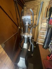 cross trainer exercise machine