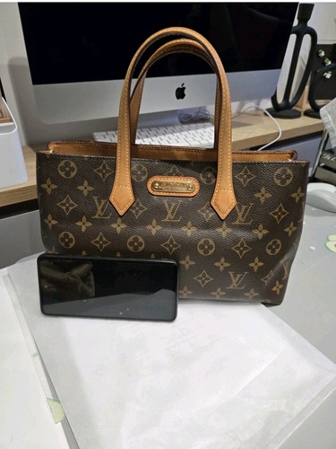Wilshire monogram - lv,
