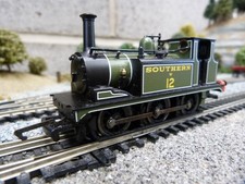 Hornby southern terrier 0-6-0 tank loco for OO gauge model train set