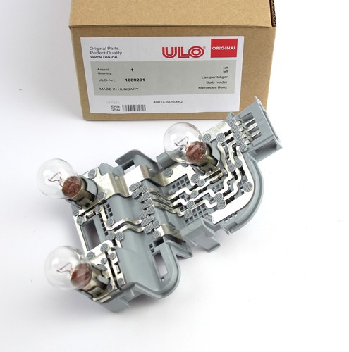Lamp holder socket for