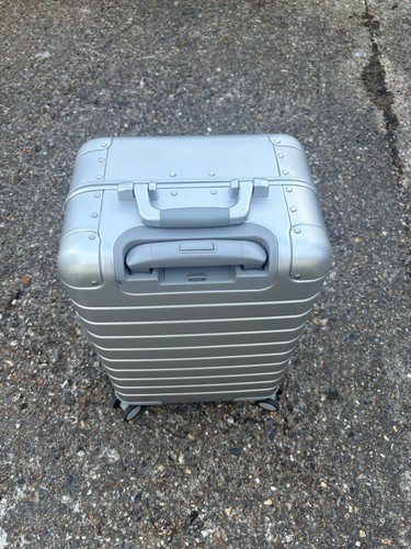 Away travel suitcase silver - away,