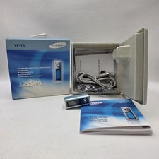 Samsung YP-T4 128MB Digital Music MP3 Player with Accessories, CD, Box, Battery