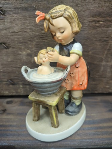 Hummel goebel 319 - goebel, "doll