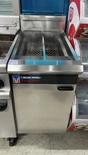 Blue Seal Vee Ray Twin Tank Fryer – Natural Gas