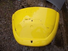 CLASSIC BEETLE BOOTLID YELLOW