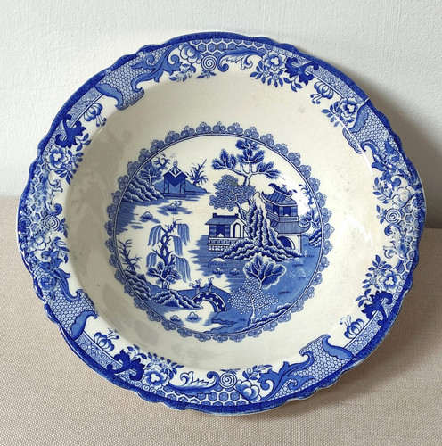 Vintage royal worcester - vintage, crown