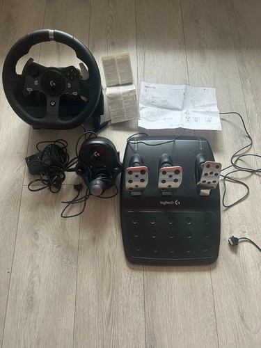 Logitech g920 steering wheel