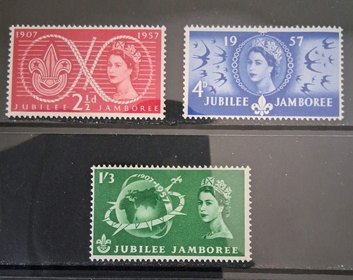 Qeii 1957 world - gb,