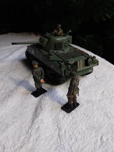 Unimax forces of - 1/32,