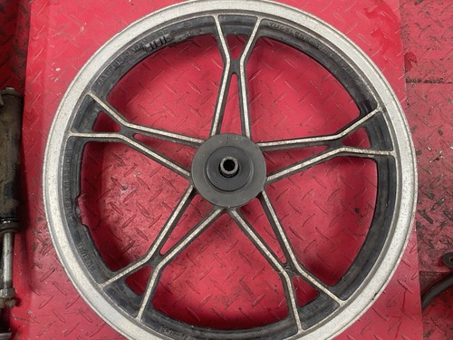 Suzuki 750 front wheel - gs,