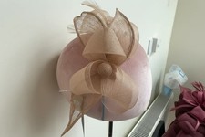 Ladies Sinamay Curls Bow