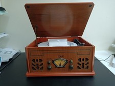 Itek Record Player Vinyl, CD, Radio and Cassette Tape Player 