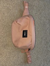 Pacsafe Go Anti-Theft Sling Pack in Rose