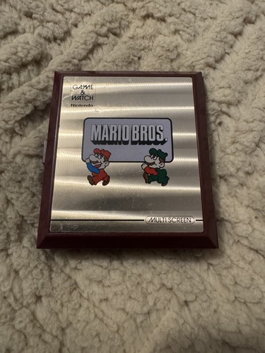Nintendo game watch - game,