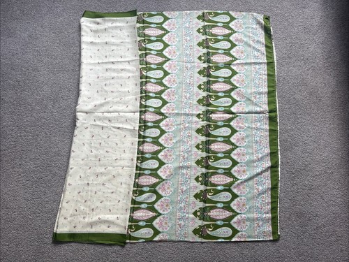 Off white green - off, white,