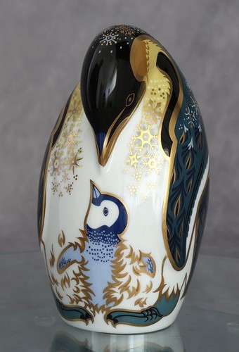 Royal crown derby penguin - crown,