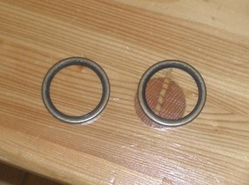 Velocette fork seals - fork, pair