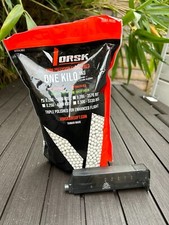 VORSK 0.20g 5.95mm Standard BBs White 5000rnds - 1KG Bag & Arsuk Speed Loader