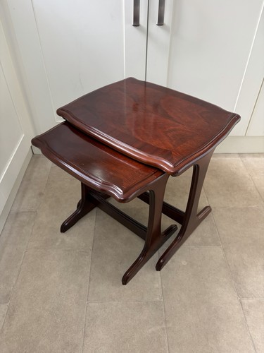 Vintage mahogany nest - vintage, of