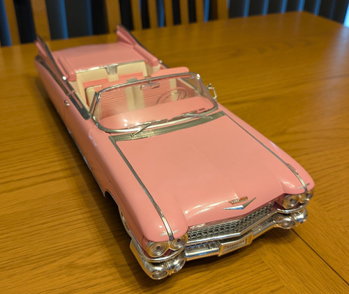 Maisto scale cadillac - maisto, 1:12
