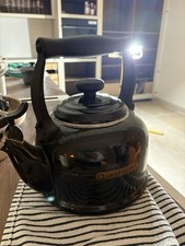 Le Creuset 2.1L Black Stove Top Kettle
