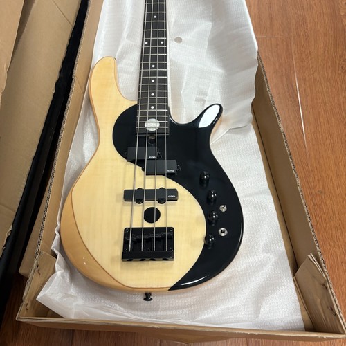 Yin yang string bass - 4-string,