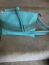SHOULDER BAG. Turquoise